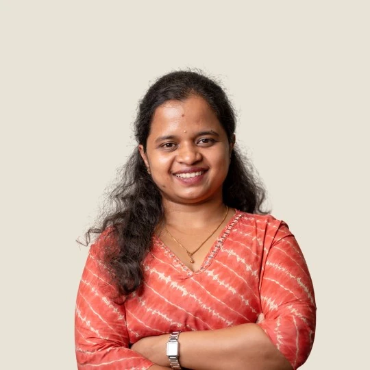 Rashmi R