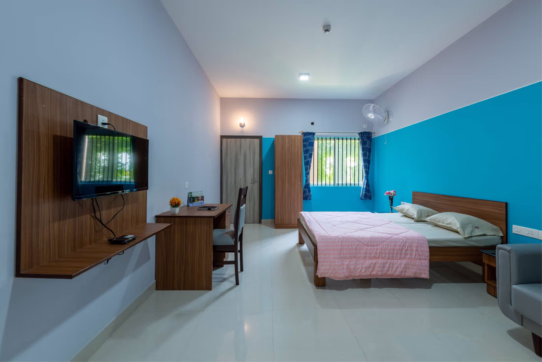 A glimpse of the Centre